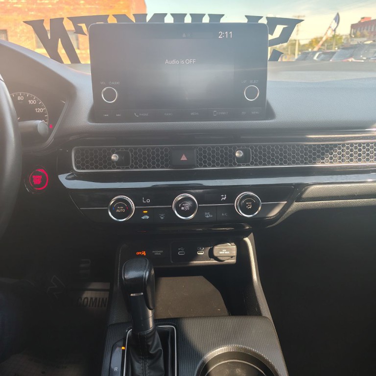 2025 Honda Civic Image 14