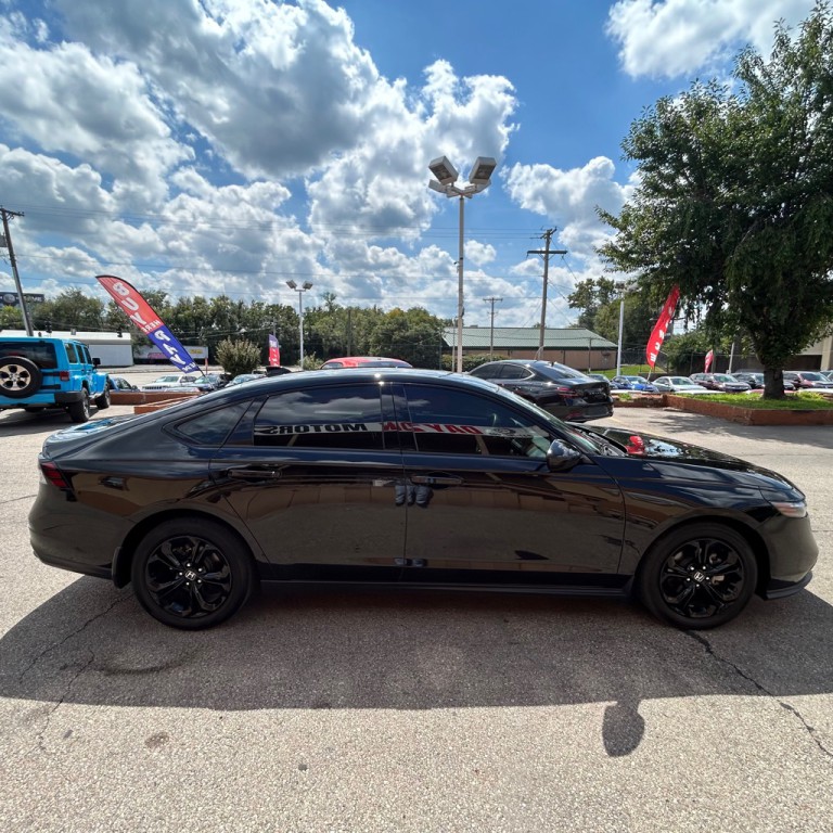 2025 Honda Accord Image 4