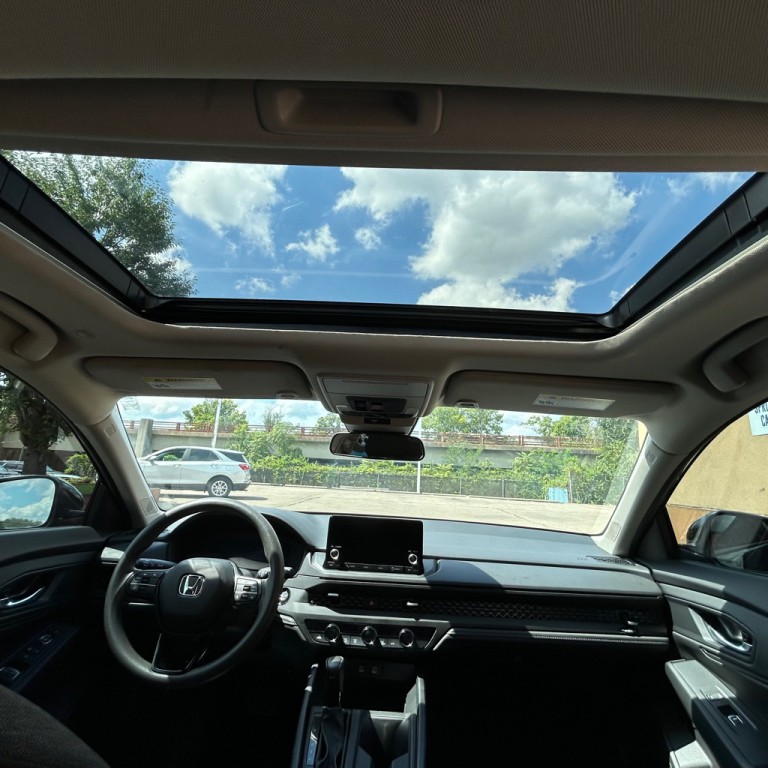 2025 Honda Accord Image 13