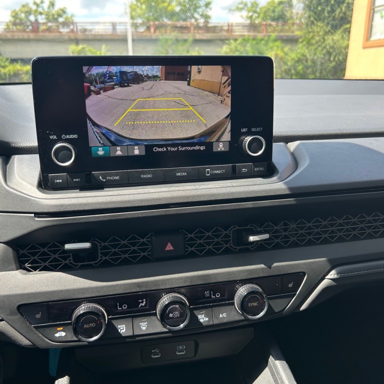 2025 Honda Accord Image 17