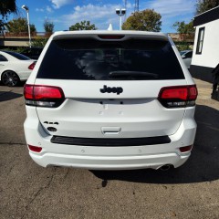 Image for 2022 Jeep Grand Cherokee Laredo E ID: 7618652