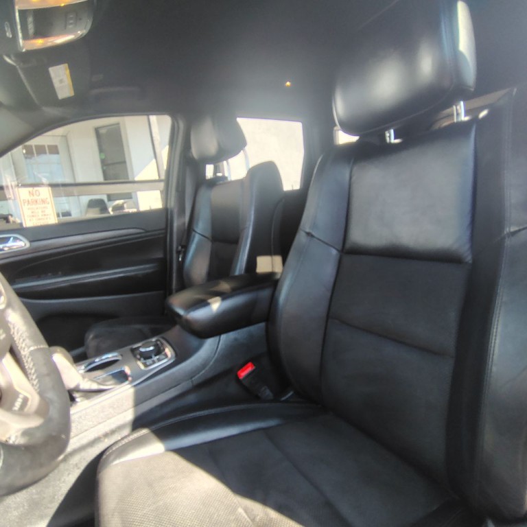 2022 Jeep Grand Cherokee Image 12