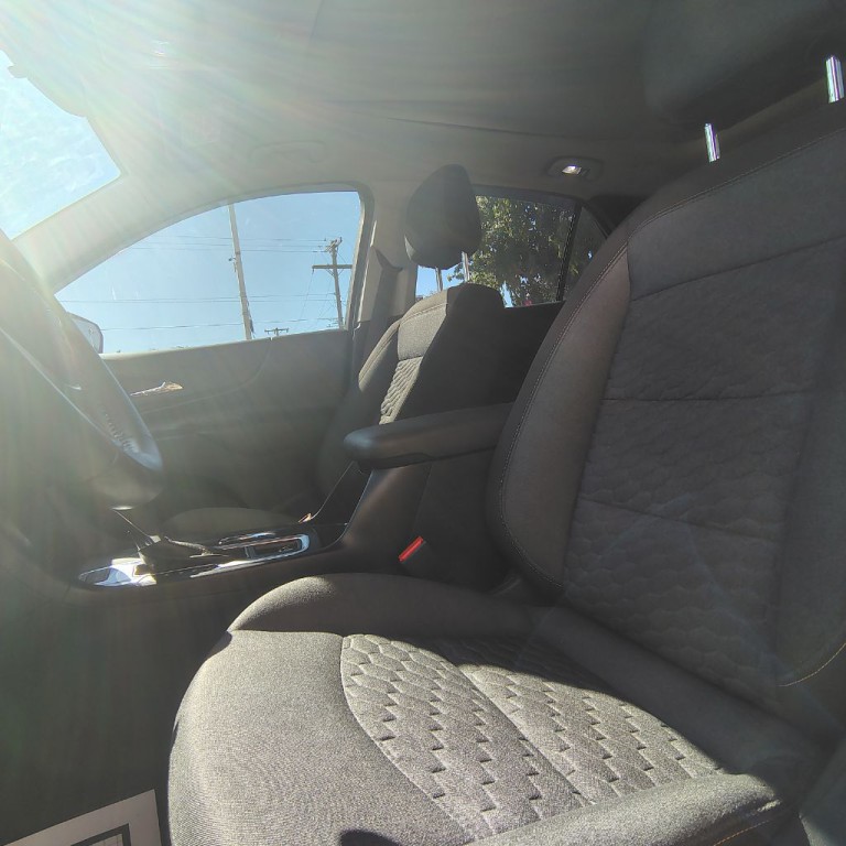 2018 Chevrolet Equinox Image 11