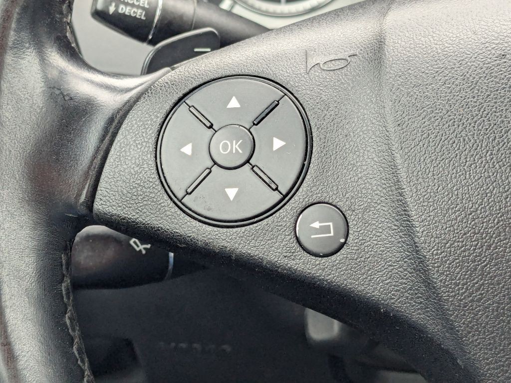 2011 Mercedes-Benz E-Class Image 16