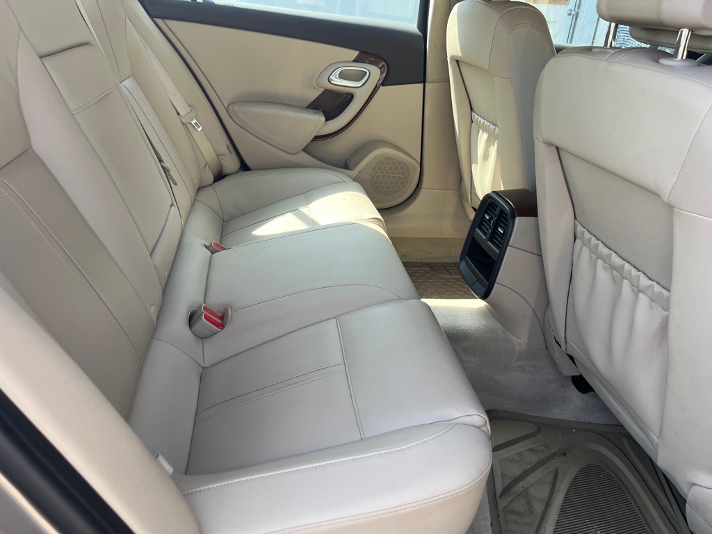 2011 Saab 9-5 Image 9
