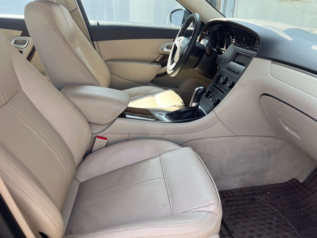2011 Saab 9-5 Image 10