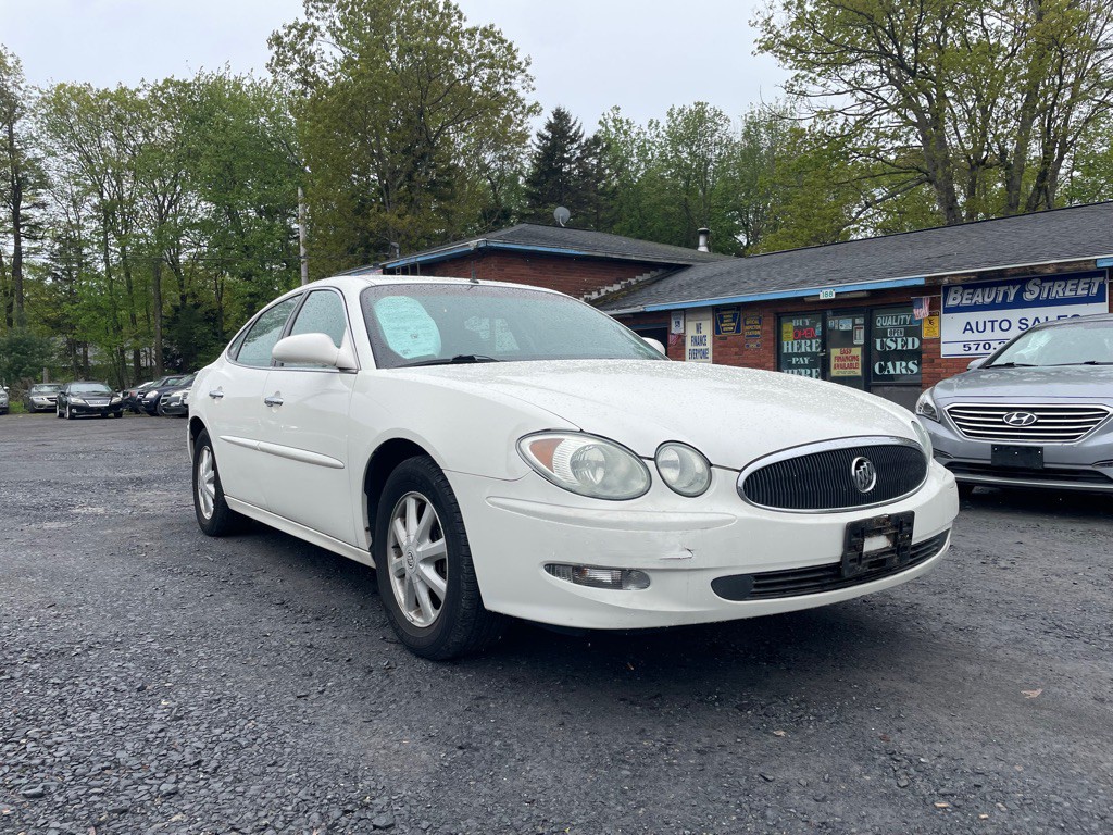 2005 Buick Lacrosse Image 2