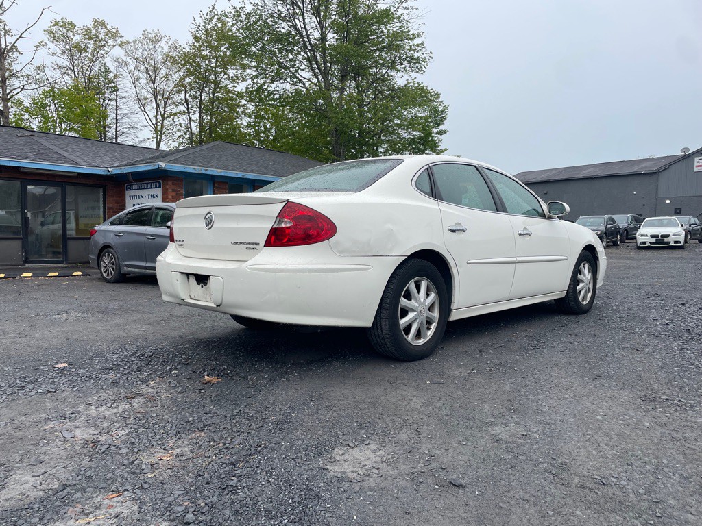 2005 Buick Lacrosse Image 5
