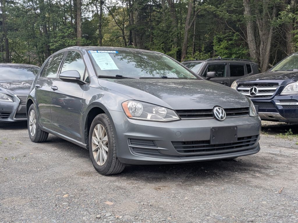 2015 Volkswagen Golf Image 2