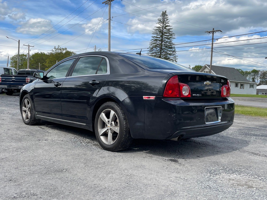 2009 Chevrolet Malibu Image 4