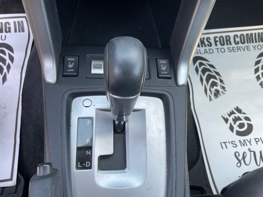 2015 Subaru Forester Image 10