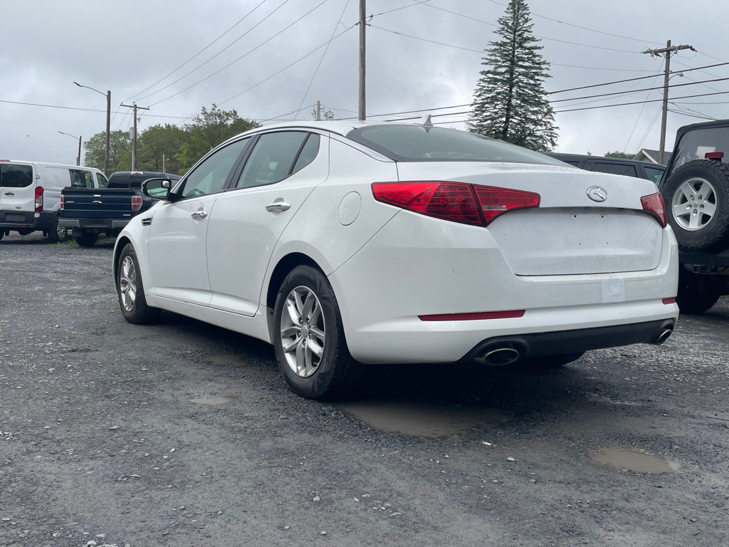 2013 Kia Optima Image 3