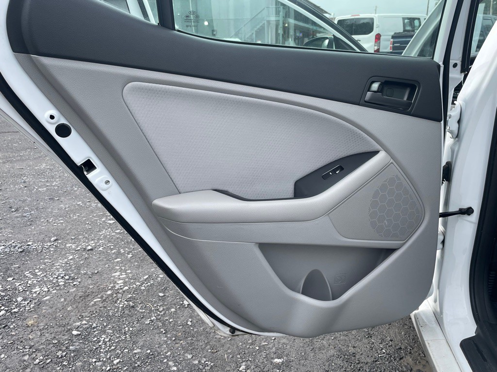 2013 Kia Optima Image 10