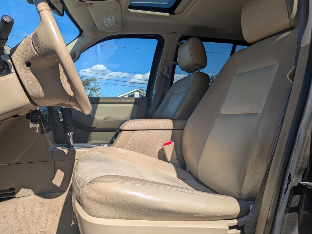 2008 Ford Explorer Image 7