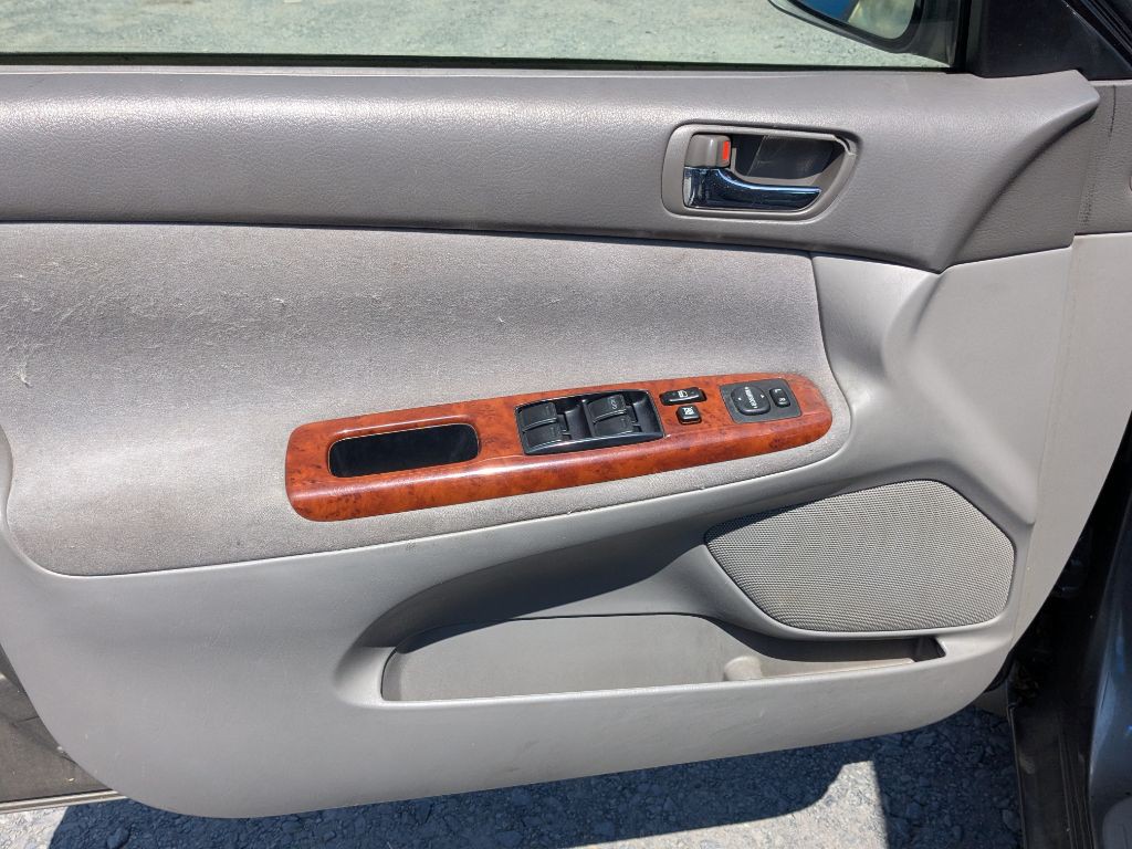 2002 Toyota Camry Image 5