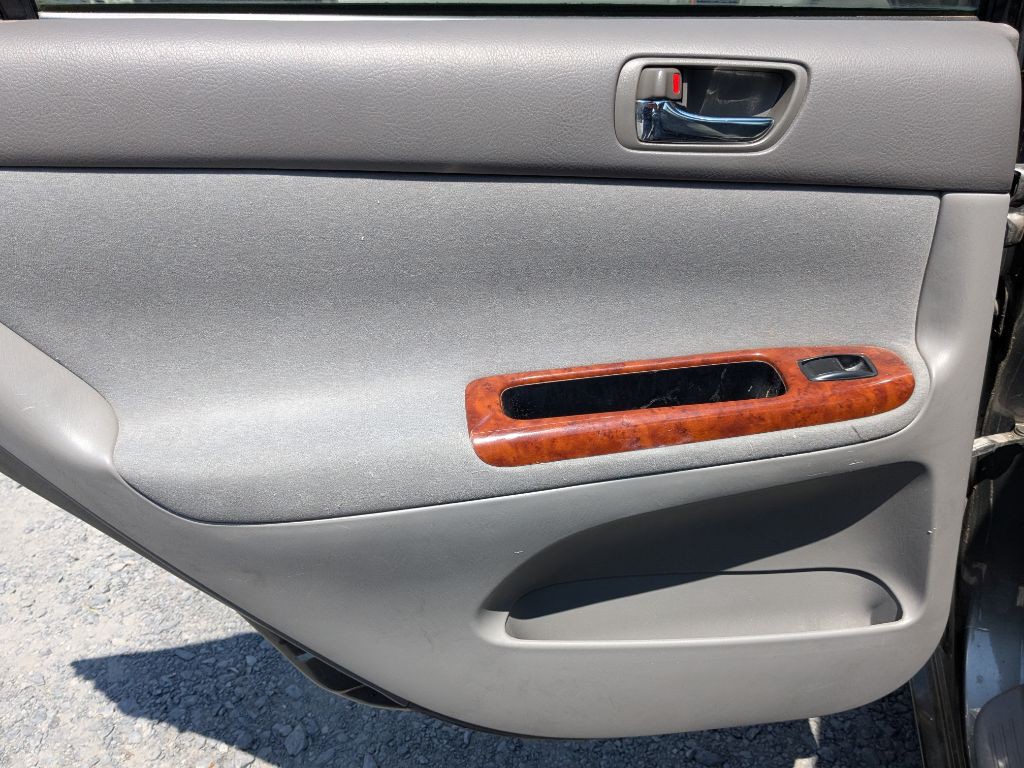 2002 Toyota Camry Image 7