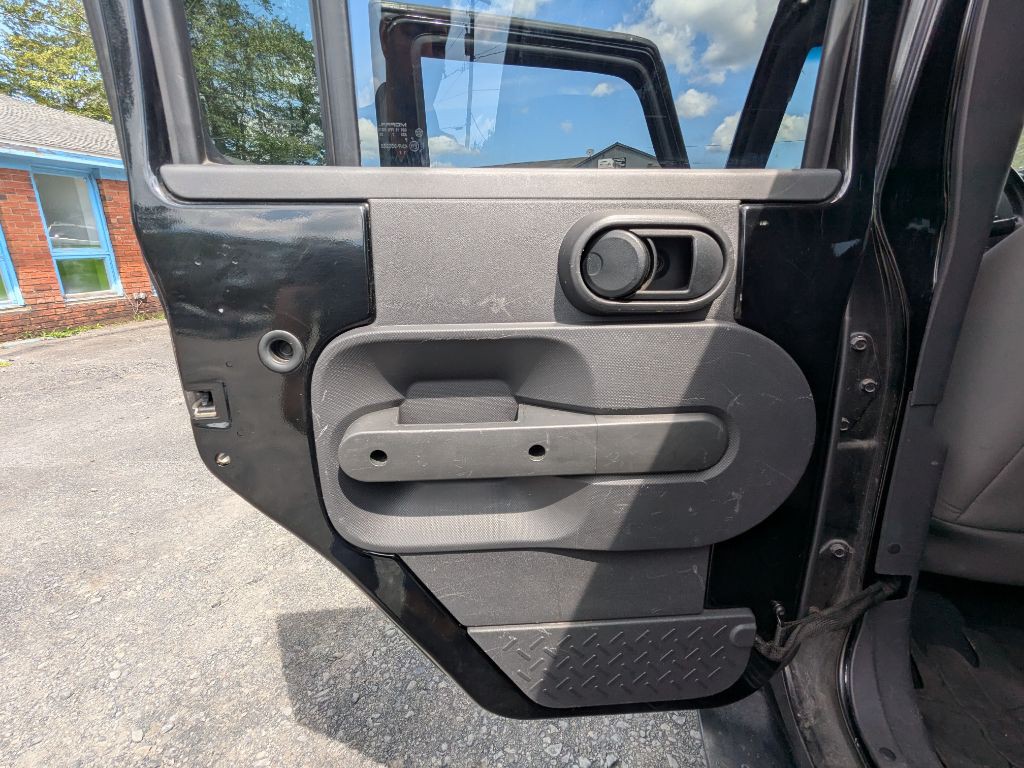 2007 Jeep Wrangler Image 12
