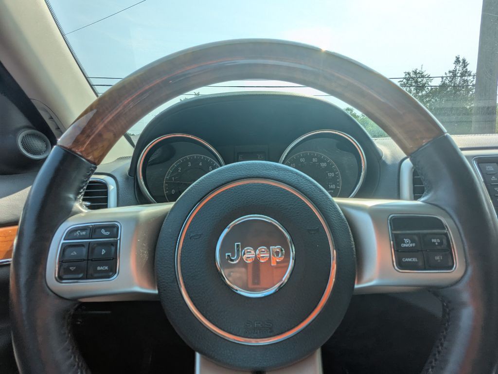 2013 Jeep Grand Cherokee Image 17