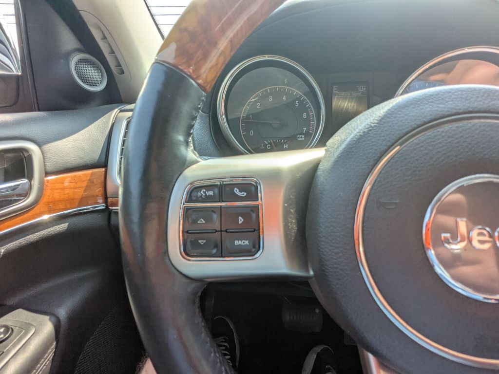 2013 Jeep Grand Cherokee Image 18