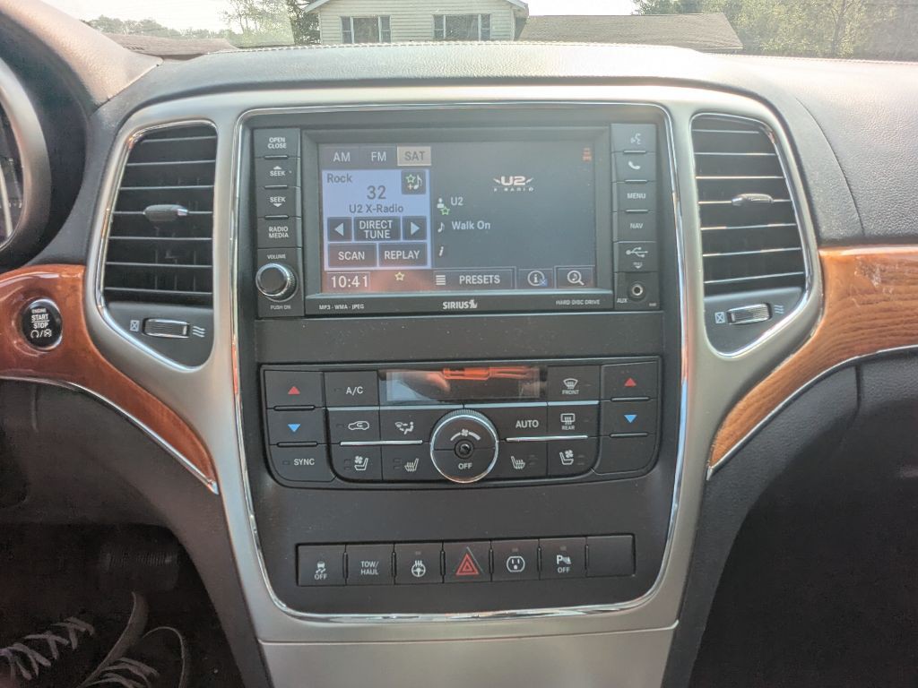 2013 Jeep Grand Cherokee Image 23