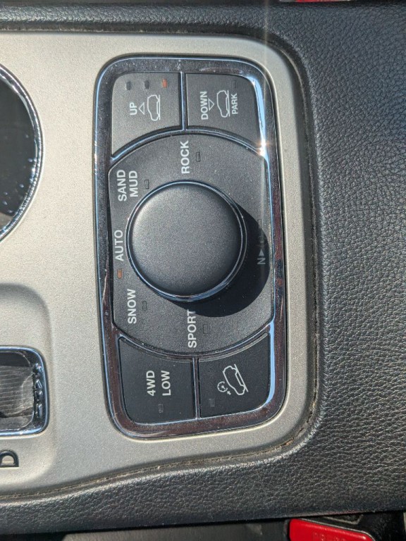 2013 Jeep Grand Cherokee Image 27