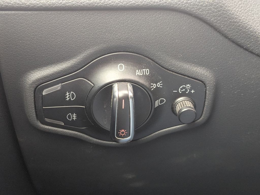 2009 Audi Q5 Image 14