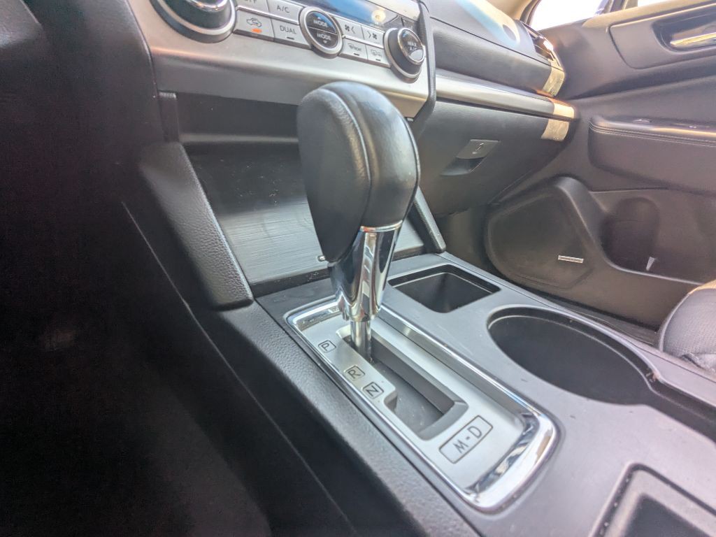 2017 Subaru Outback Image 17