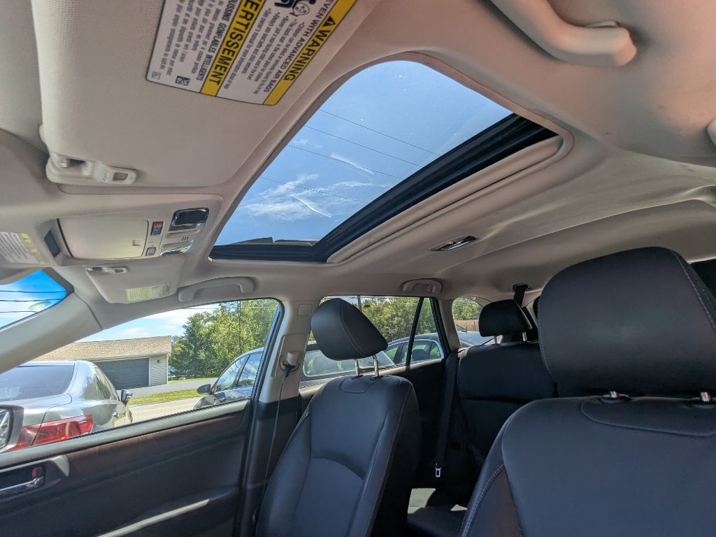 2017 Subaru Outback Image 24