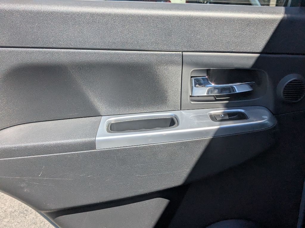 2012 Jeep Liberty Image 14