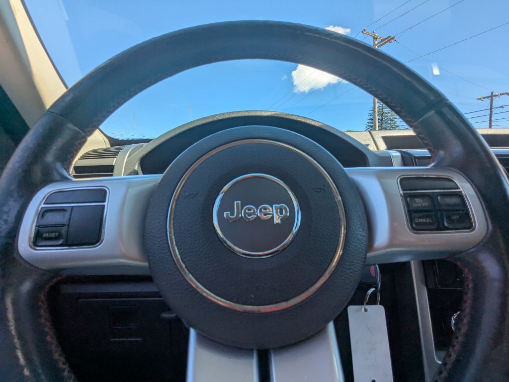 2012 Jeep Liberty Image 17