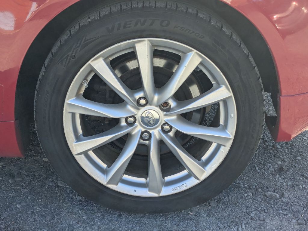 2013 INFINITI G37 Image 8