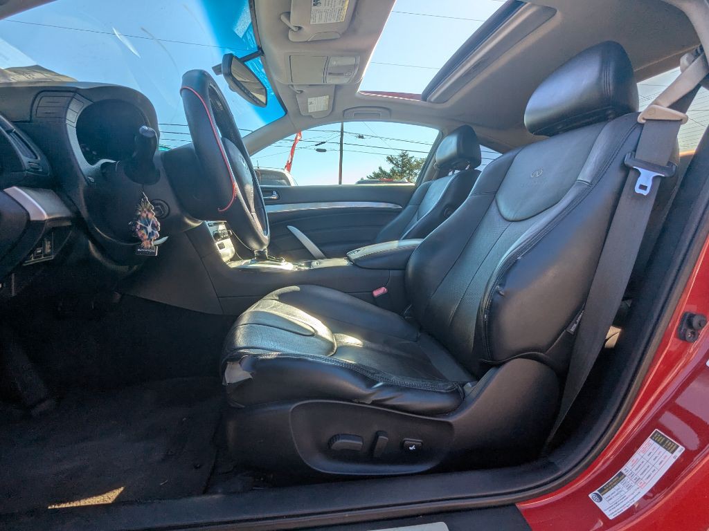 2013 INFINITI G37 Image 14