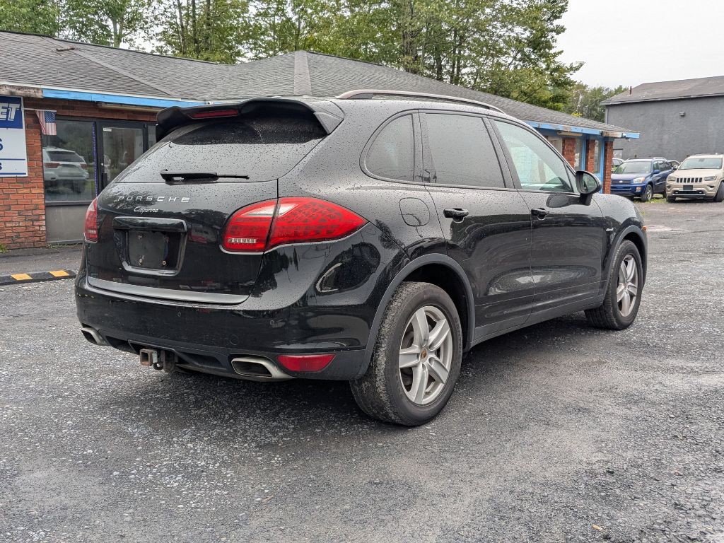 2013 Porsche Cayenne Image 4