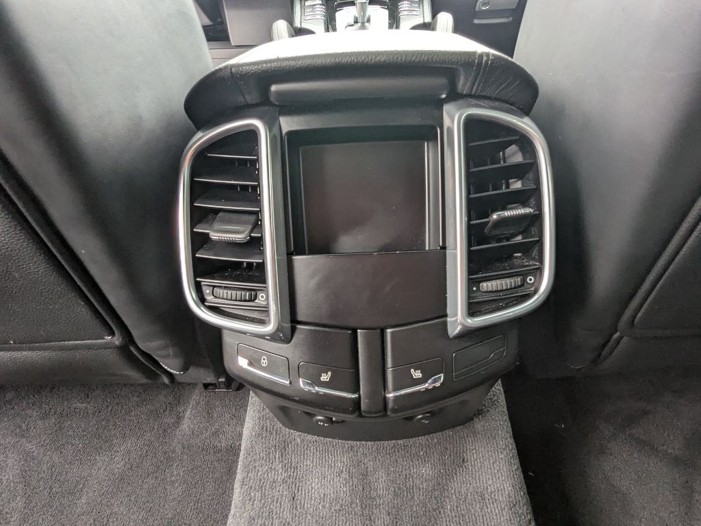 2013 Porsche Cayenne Image 15