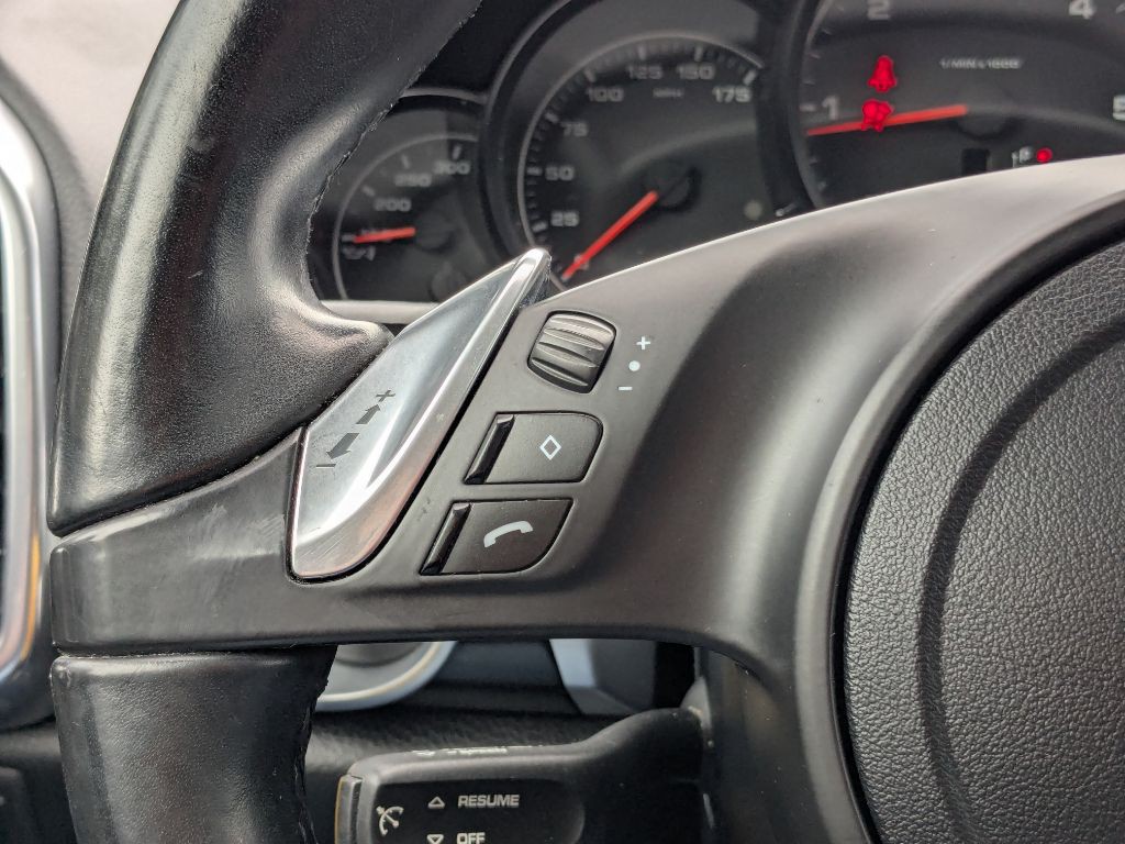2013 Porsche Cayenne Image 19