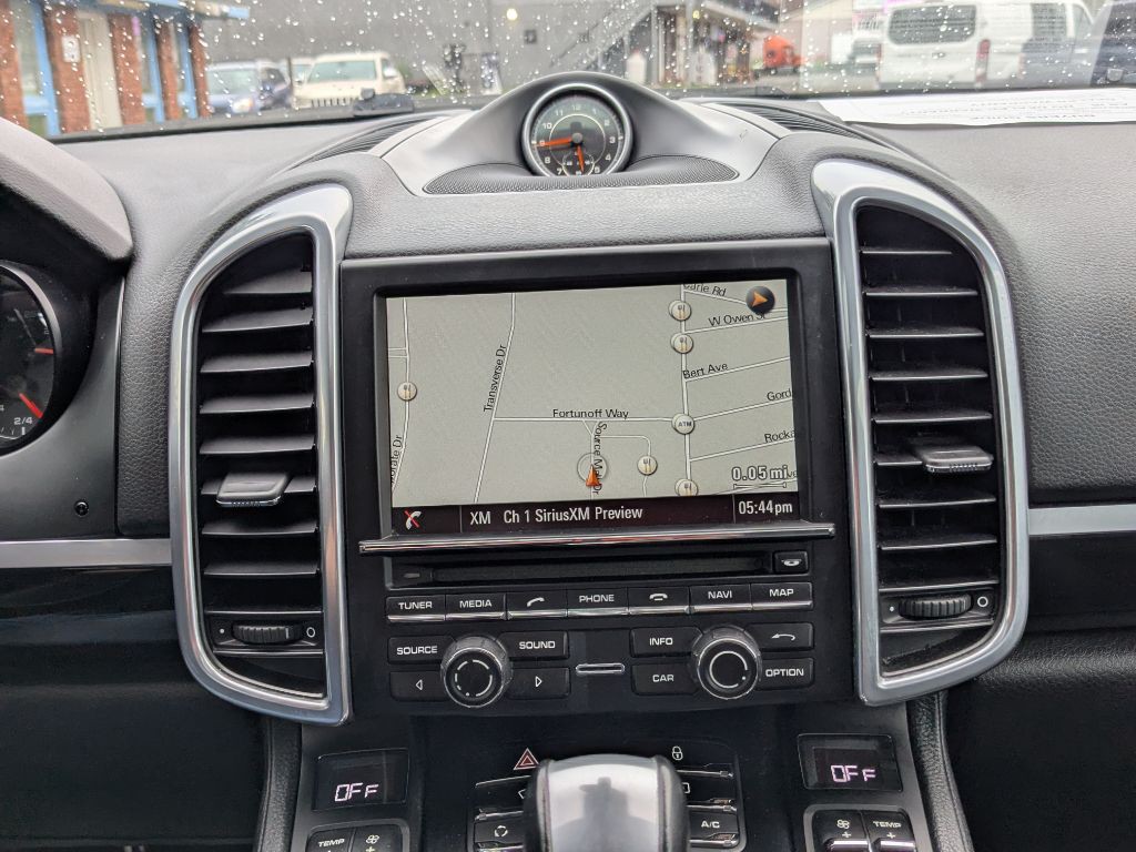 2013 Porsche Cayenne Image 23