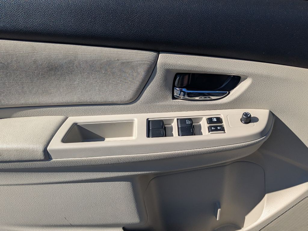 2014 Subaru Impreza Image 5