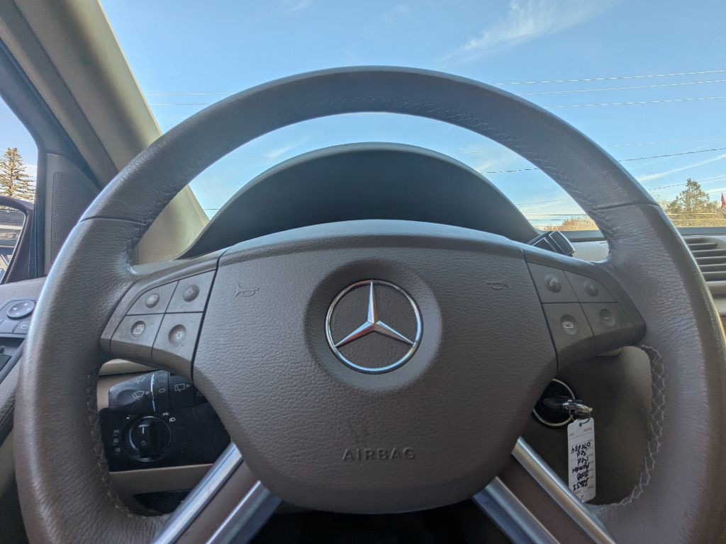 2008 Mercedes-Benz R-Class Image 11