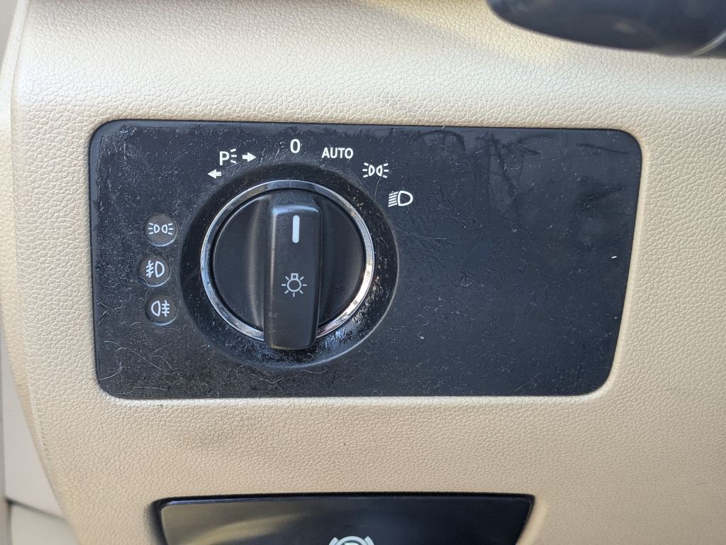 2008 Mercedes-Benz R-Class Image 14