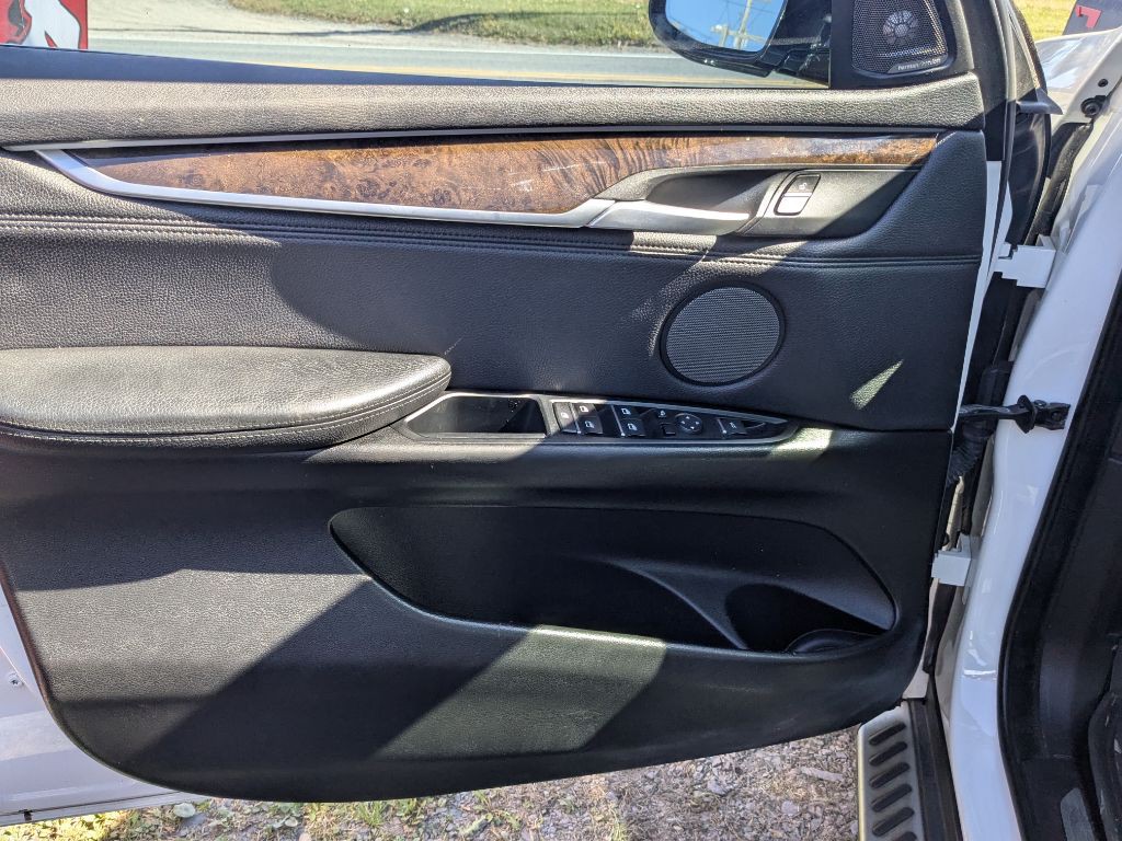 2016 BMW X5 Image 9