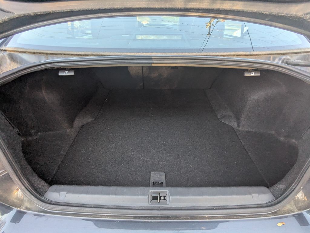 2013 Subaru Legacy Image 19