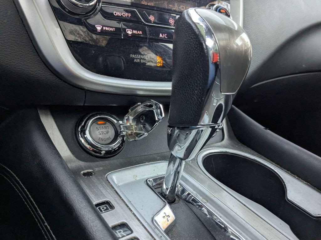 2015 Nissan Murano Image 16
