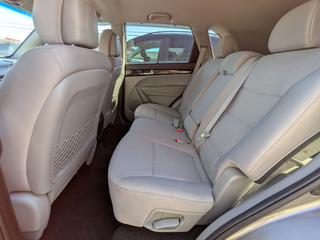 2015 Kia Sorento Image 11