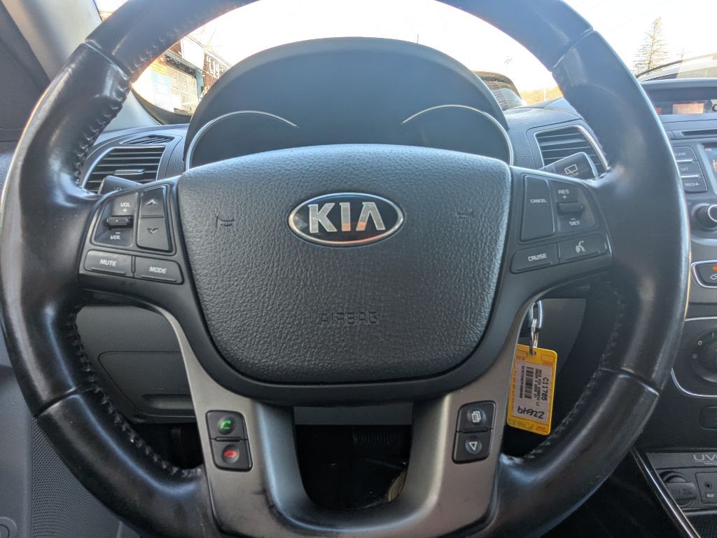 2015 Kia Sorento Image 12