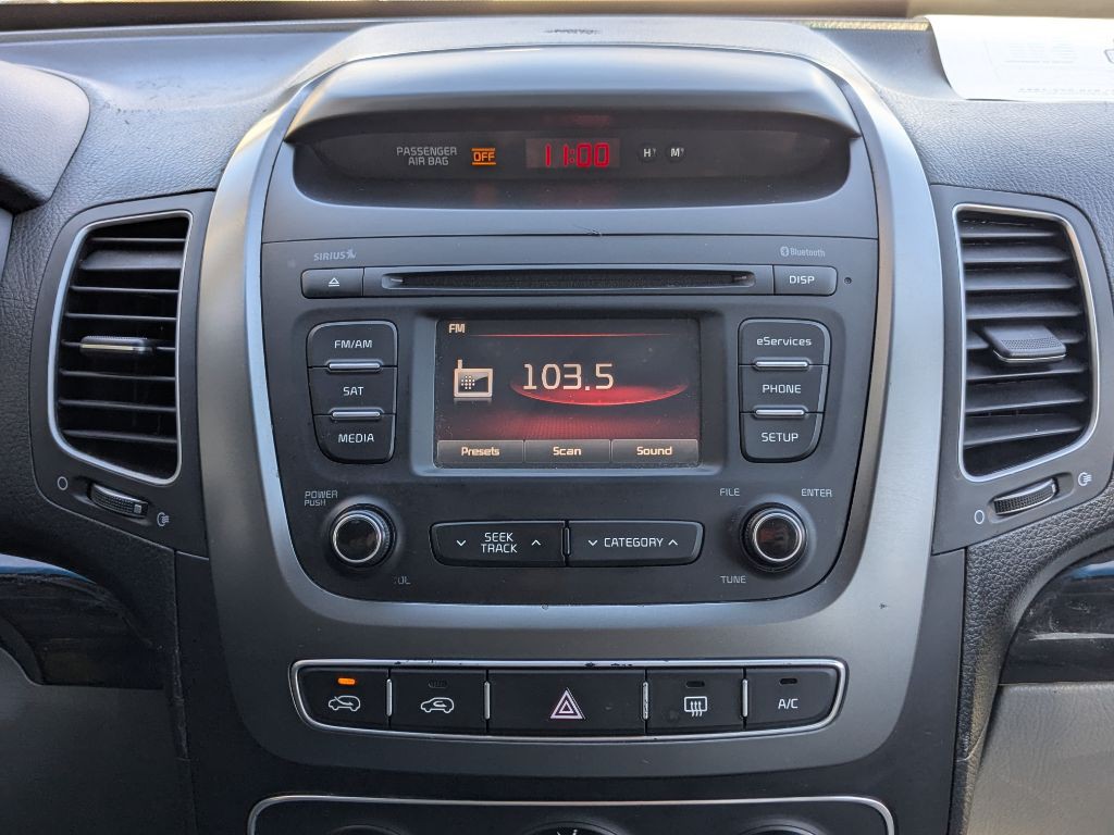 2015 Kia Sorento Image 17