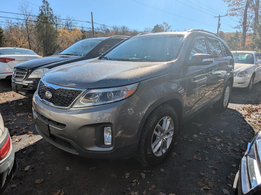 2015 Kia Sorento Image 2
