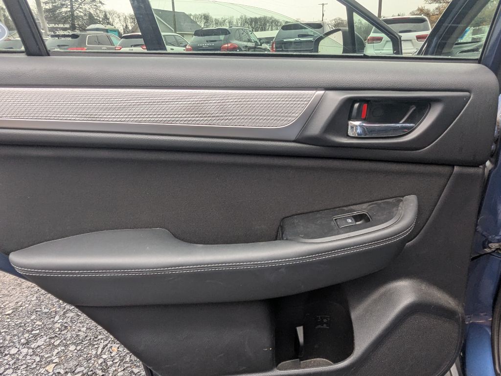 2019 Subaru Outback Image 8