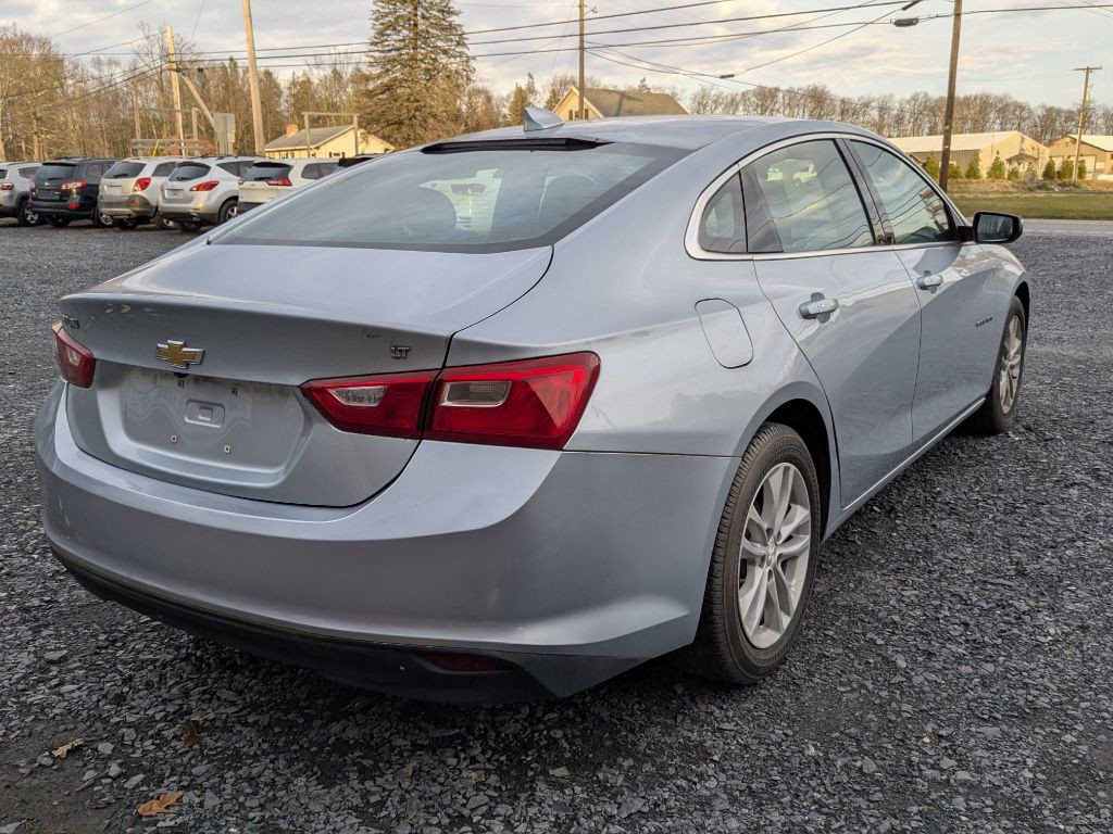 2018 Chevrolet Malibu Image 4
