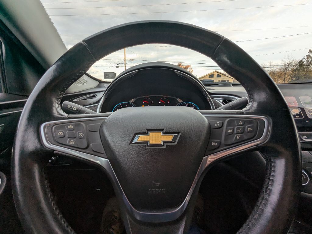 2018 Chevrolet Malibu Image 8