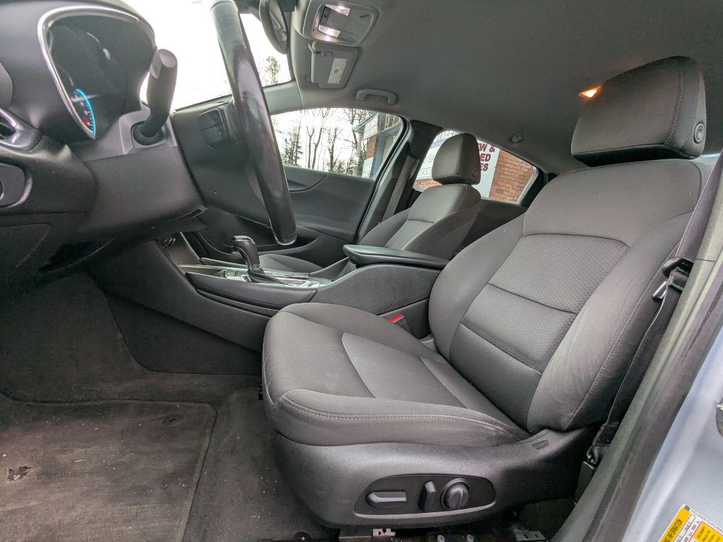 2018 Chevrolet Malibu Image 6